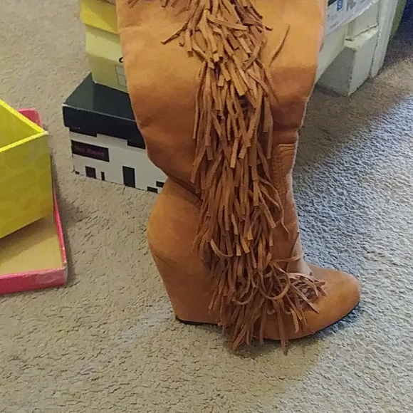 Boots - Picture 2 of 2